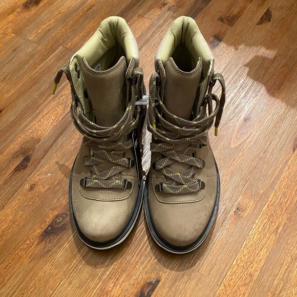NWOB Sorel Lennox Hiker Boot in Green, Sz 8.5 - Picture 5 of 6